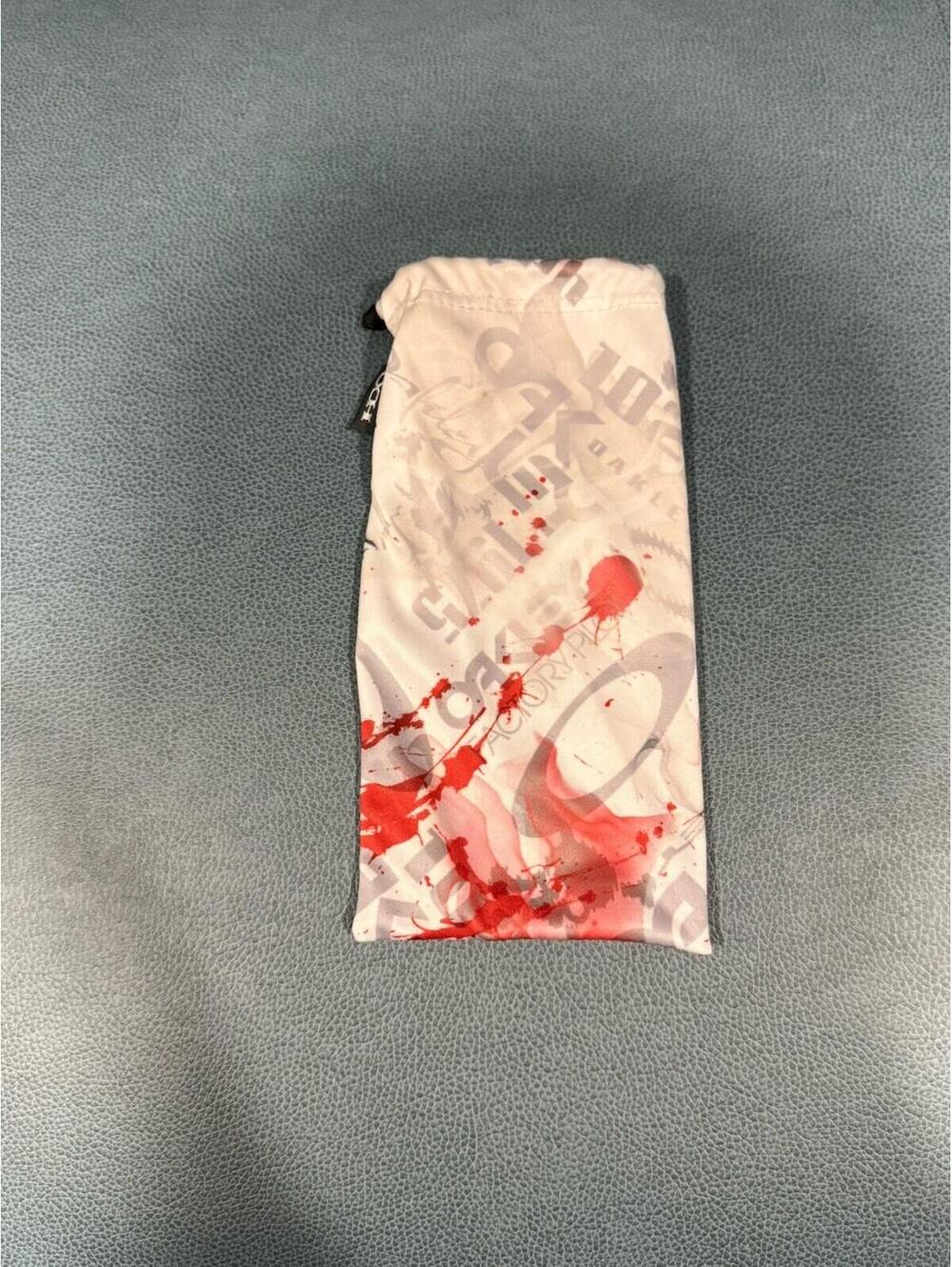 Oakley Factory Pilot O/Square O White Red Splatter Microfiber Bag
